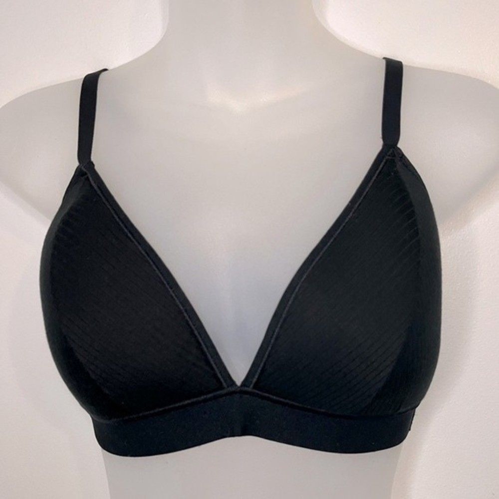 Auden Black Ribbed Padded Bralette Size Medium